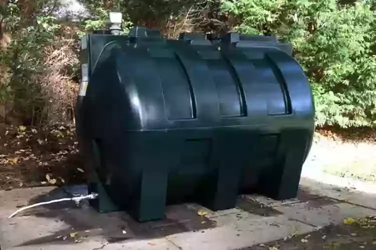 Емкость из полипропилена бассейна
